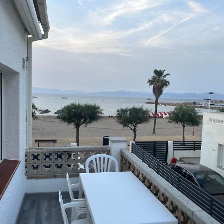 Apartamento En La Playa. Free Parking. Free Wifi L' Escala Extérieur photo