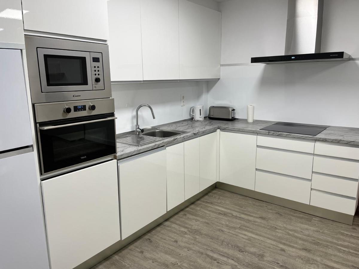 Apartamento En La Playa. Free Parking. Free Wifi L' Escala Extérieur photo