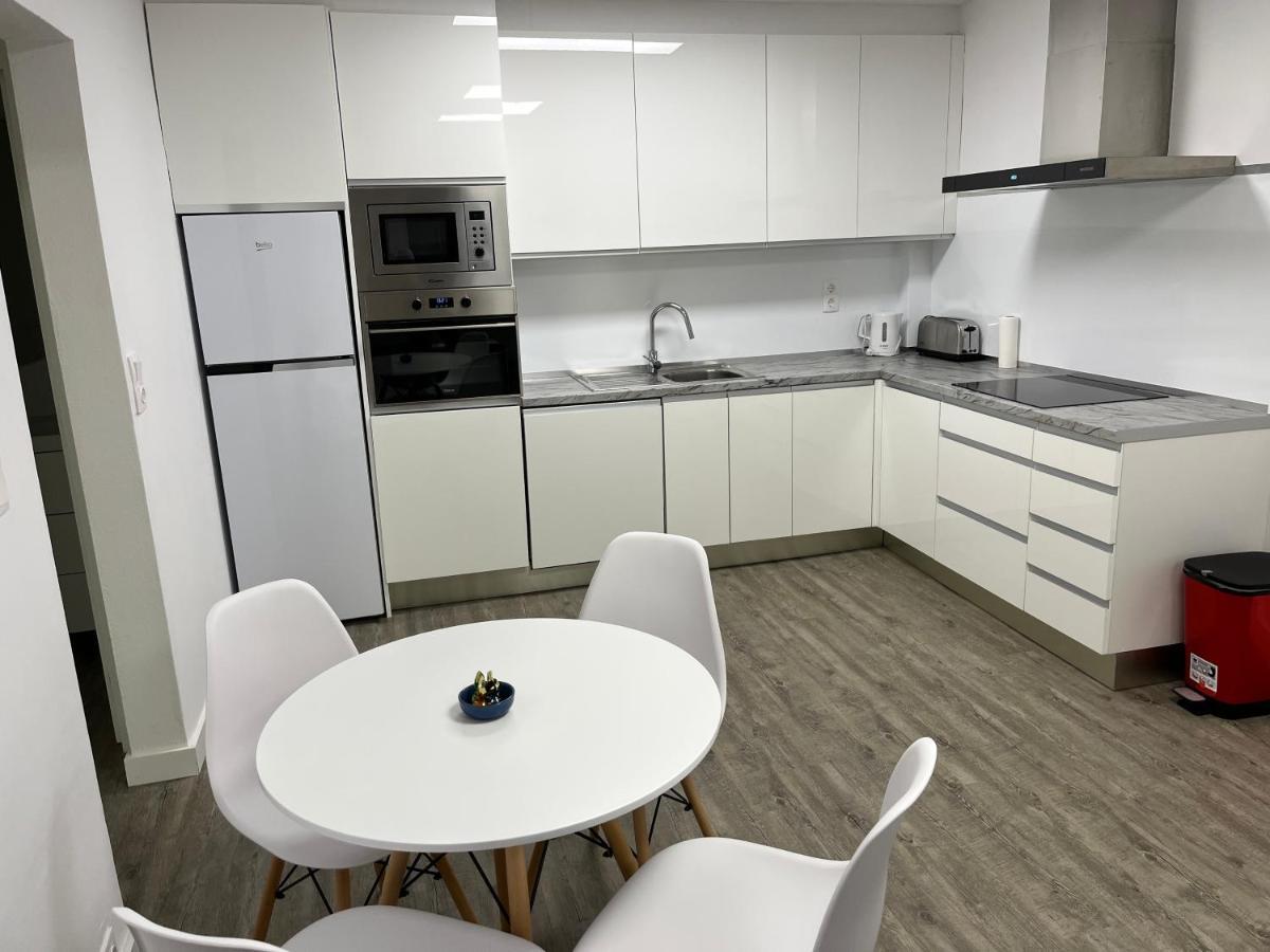 Apartamento En La Playa. Free Parking. Free Wifi L' Escala Extérieur photo