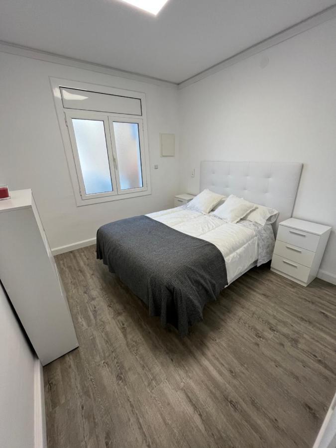 Apartamento En La Playa. Free Parking. Free Wifi L' Escala Extérieur photo